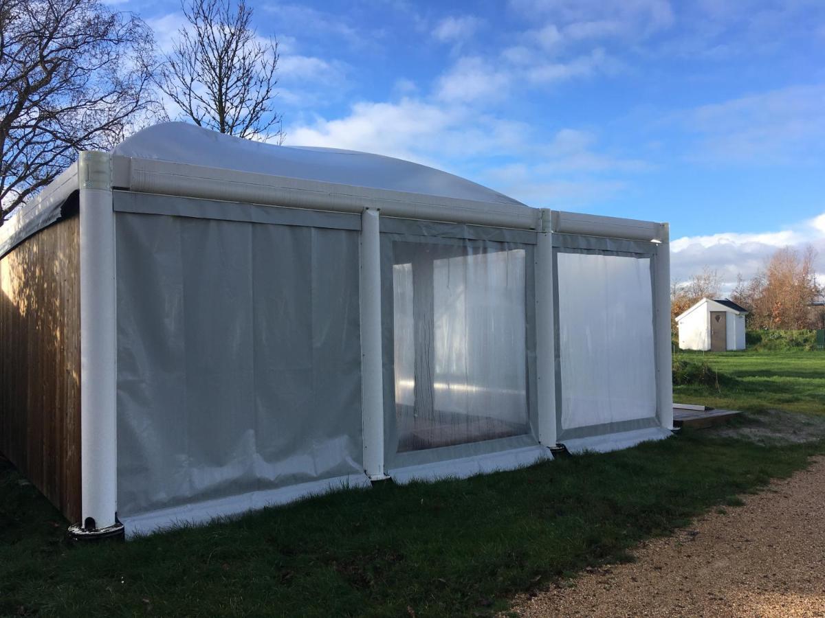 فندق Safaritent Glamping Tent Nabij Sint Maartenszee Sint Maartensvlotbrug المظهر الخارجي الصورة